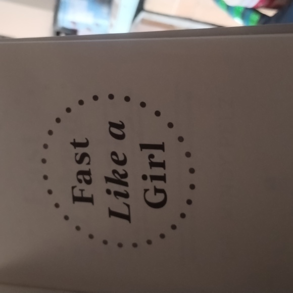 "fast like a girl" bydr. Mindy pelz - Picture 6 of 8